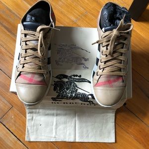 Burberry vintage house check low top sneakers
